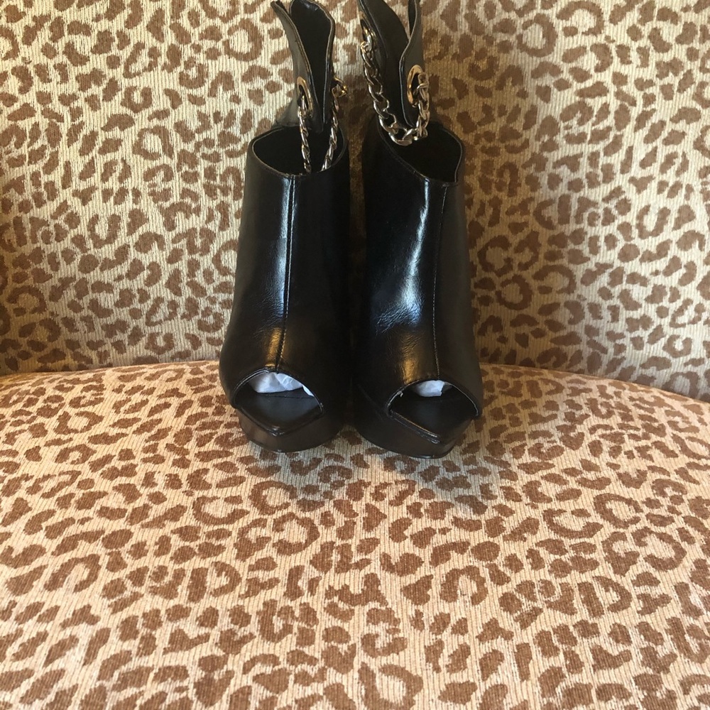 Sexy Platform PeepToe Wedge w/Chain